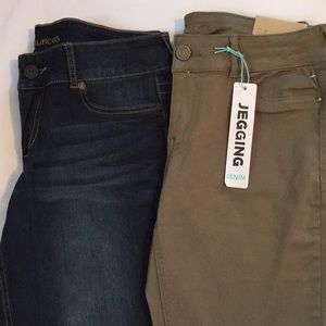 Jeggings ( size Medium- Short)